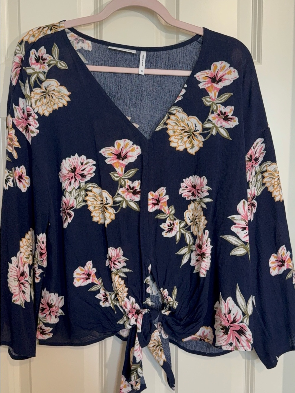 LIQ V-Neck Tie-Front Floral Blouse - Navy / Pink 100% Rayon